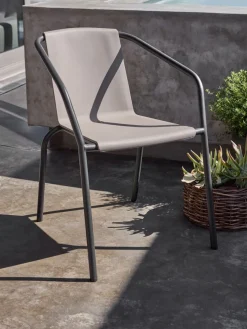 MODUMChaise empilable MODUM sable foncé