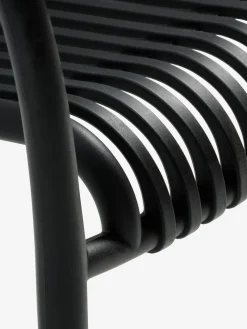 TIPMOSE + NABBENTIPMOSE L70 table gris + 2 NABBEN chaises noir