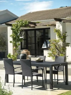 TYDAL + GUDHJEMTYDAL L208/272 table + 4 GUDHJEM chaises noir